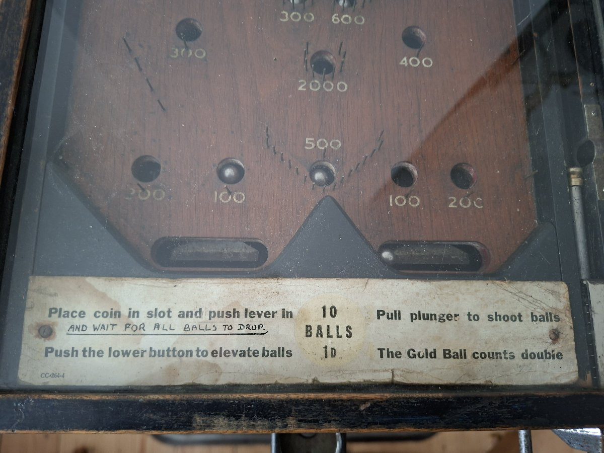 Al Capone's Countertop Pinball Machine...-photo-4