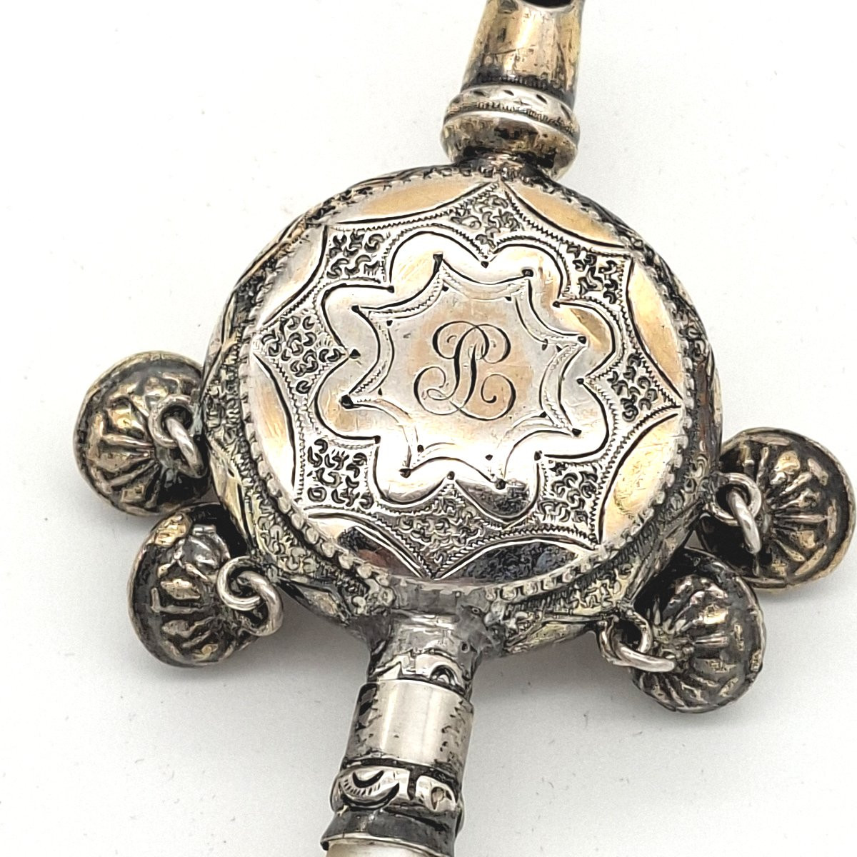 HOCHET SIFFLEUR ARGENT ET NACRE DE LA NOUNOU-photo-1