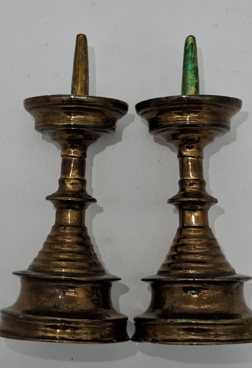  bougeoirs à picot  miniatures,  haute époque Flandres-photo-6