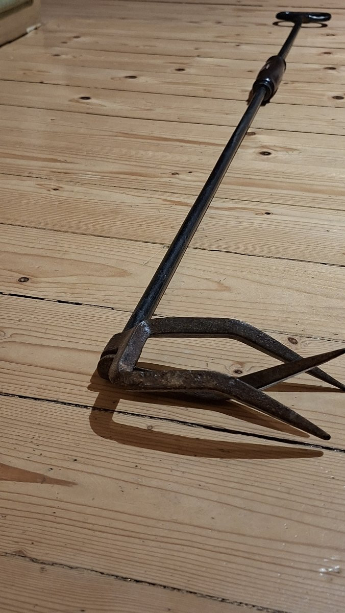 pince à tisons monacale XIXe-photo-2