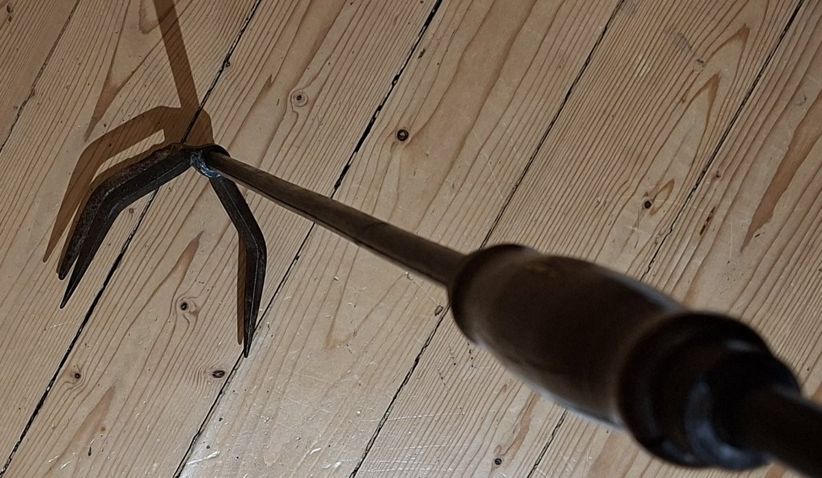 pince à tisons monacale XIXe-photo-5