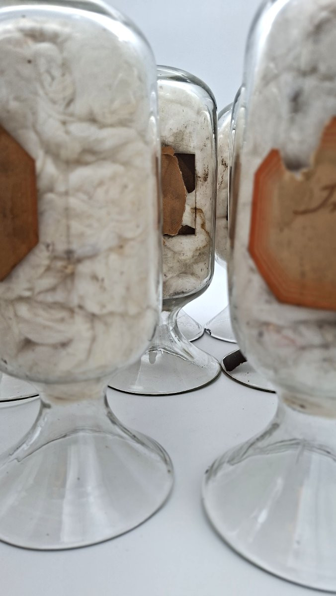 19th-century Collection Of Glass Monstrances-photo-4