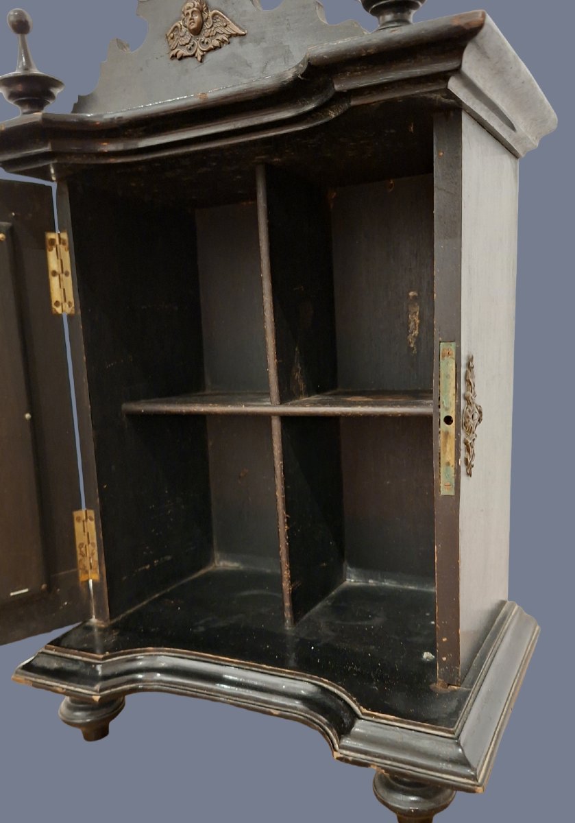 Napoleon III Medicine Cabinet-photo-4