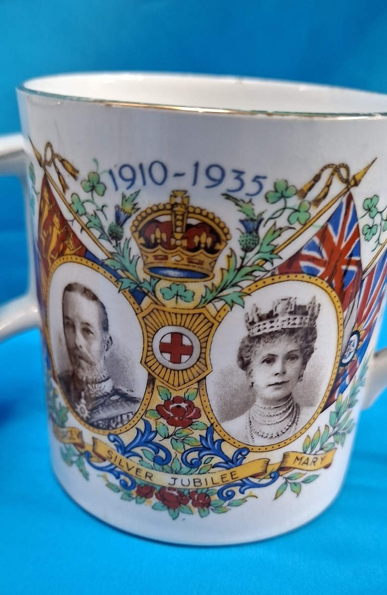 trio de tasses royales anglaises