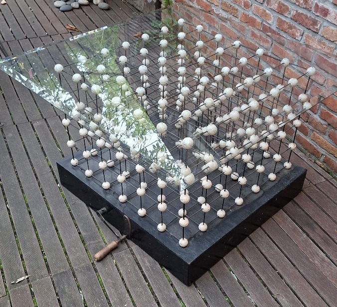 atomes,   sciences et art cinétique-photo-2