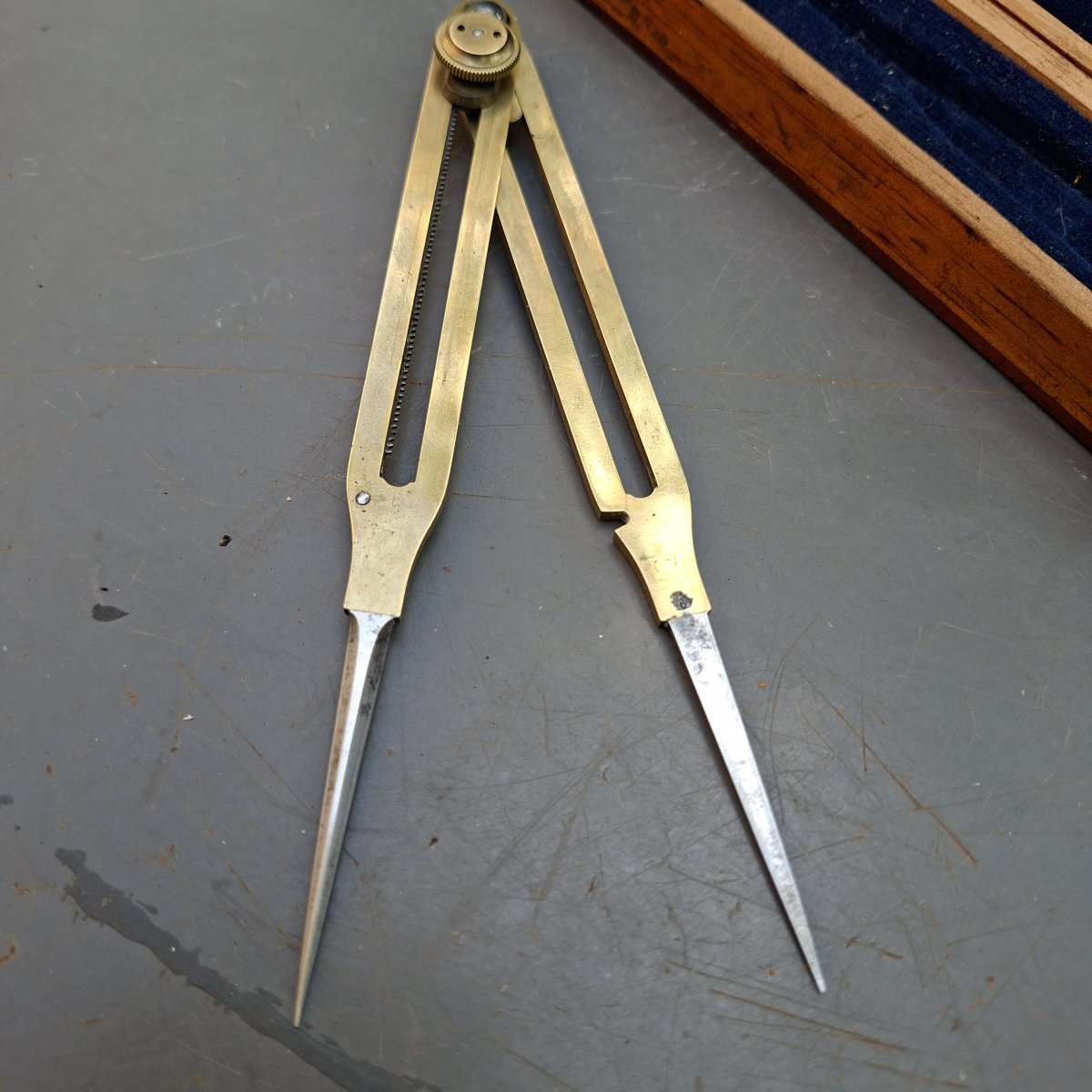 Highly Accurate Brass And Steel Marine Protractor With A Reduction Mechanism