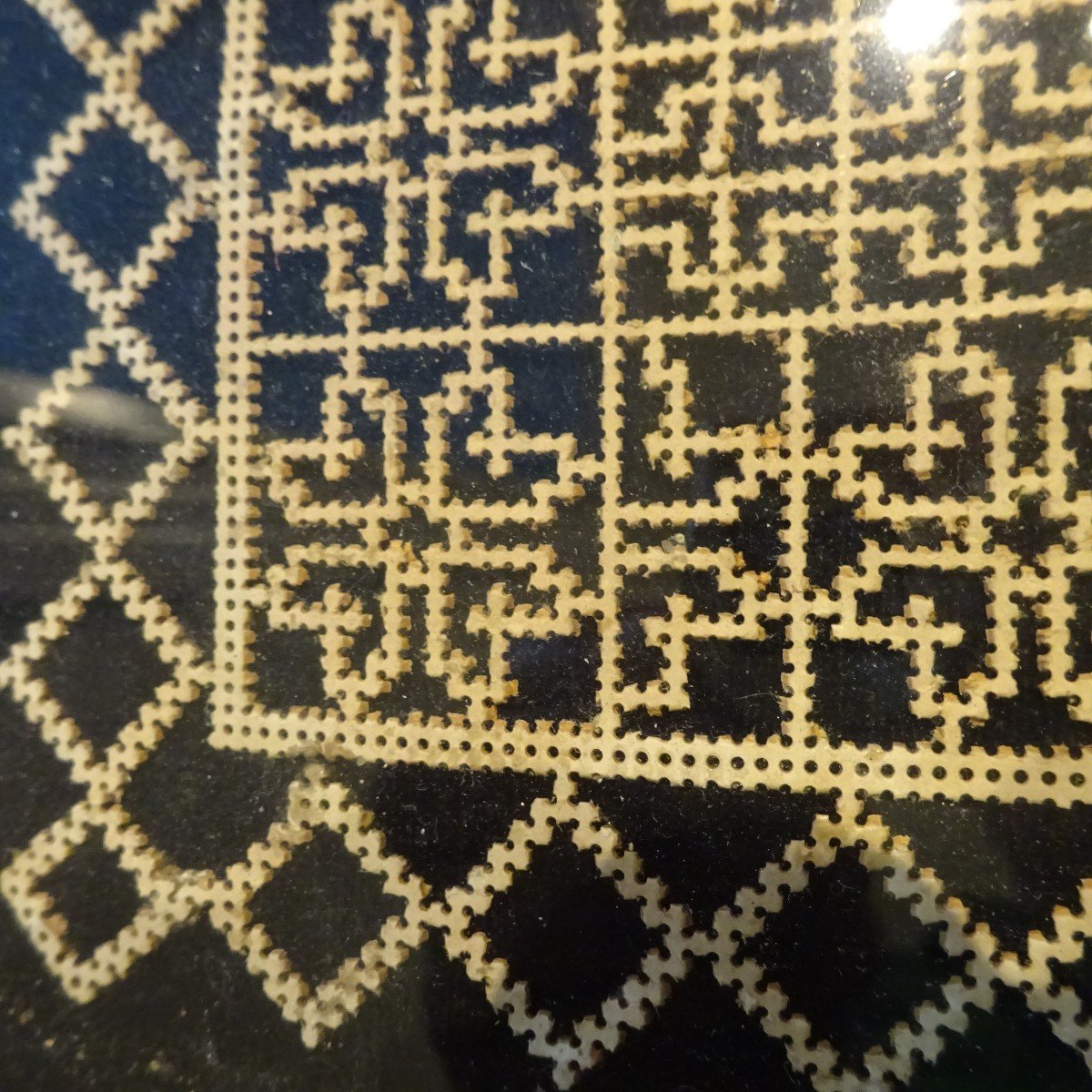 Single Piece Lace, Arma Christi And Paperolles-photo-3
