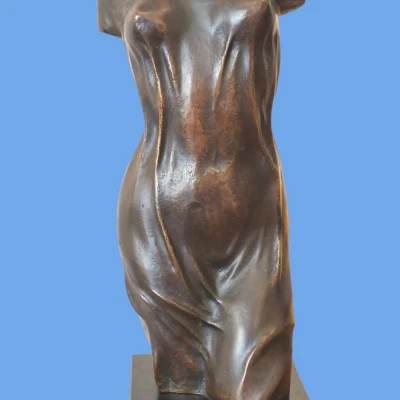 Premiere-Image-1740877