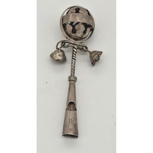 SIFFLET HOCHET ET GRELOTS POUR BEBE EN ARGENT