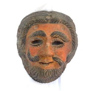 masque séditieux moqueur de l’espagnol.