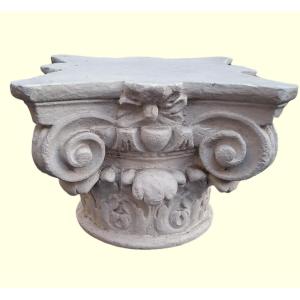 CHAPITEAU CORINTHIEN SOCLE D ’ACADEMIE