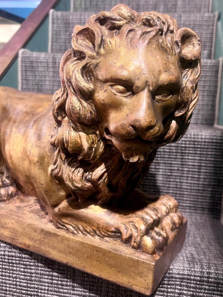 Sculpture en bois sculpté et doré. Venise, XIXe siècle.-photo-2