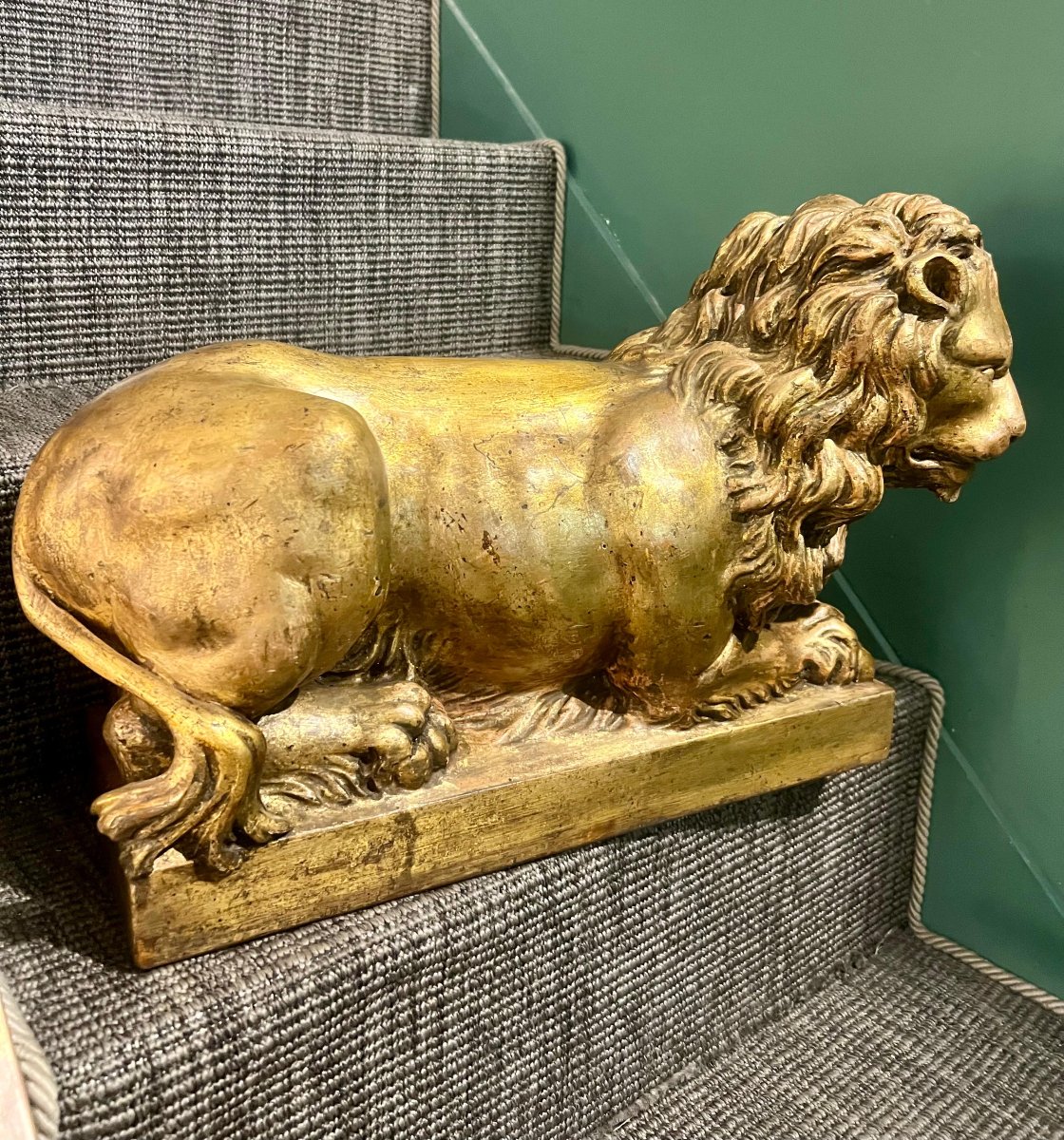 Sculpture en bois sculpté et doré. Venise, XIXe siècle.-photo-3