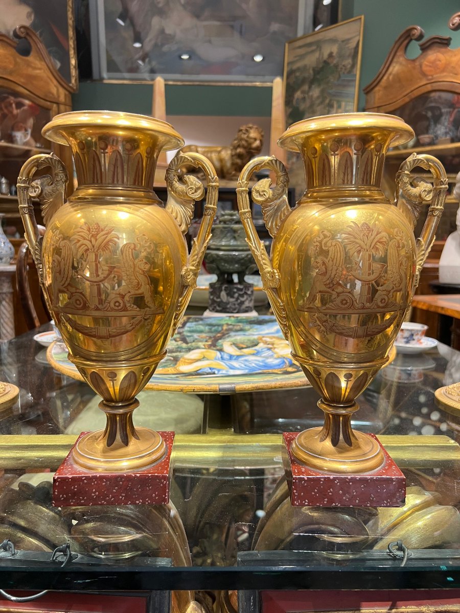 Vases en porcelaine dorée. Darte Frères Paris, période de l’Empire.-photo-4