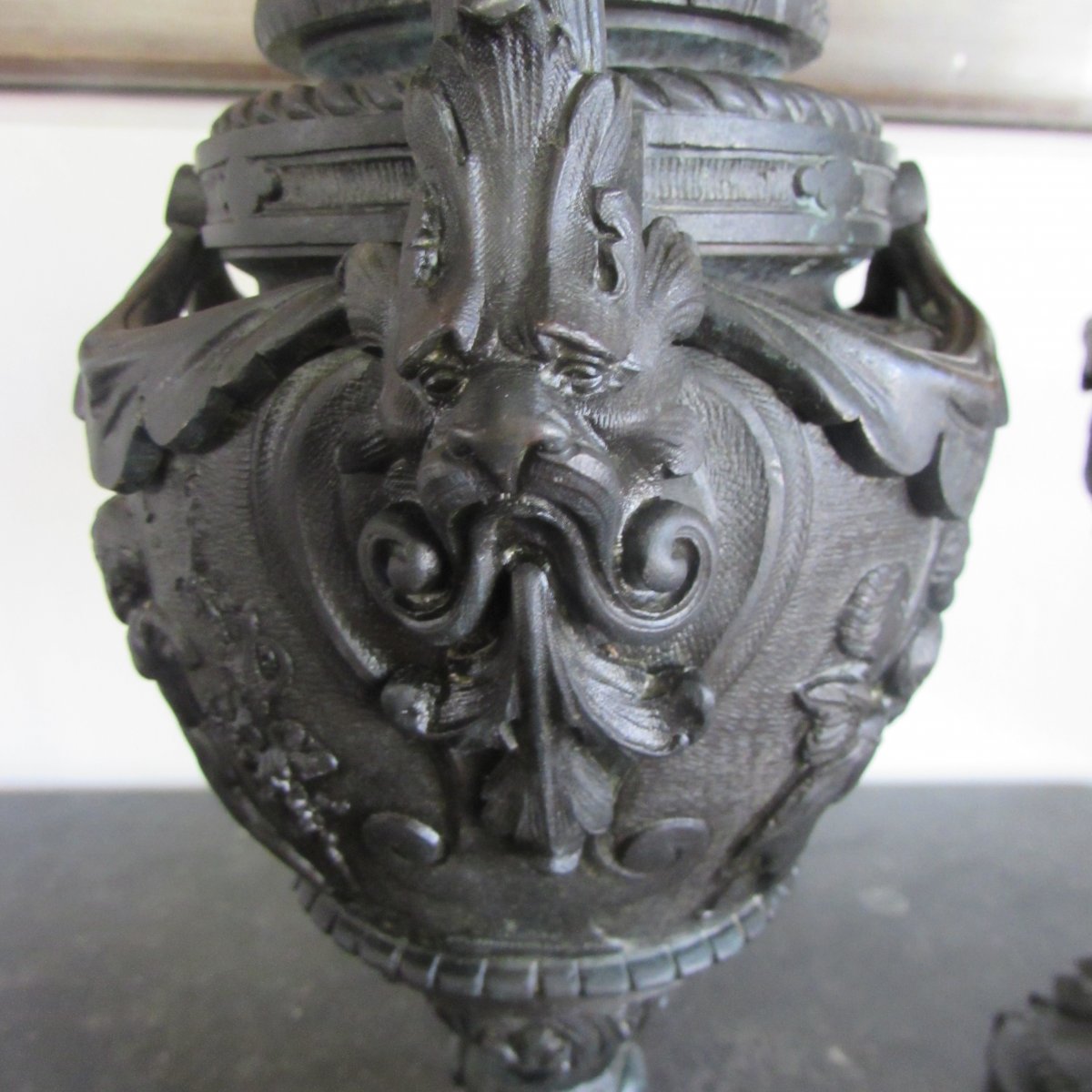 Pair Of Aiguiere Bronze Carved Napoleon III-photo-1