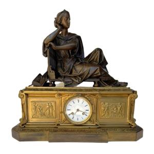 Pendule en Bronze XIX siècle de Raingo Frères Paris et Carrier Belleuse