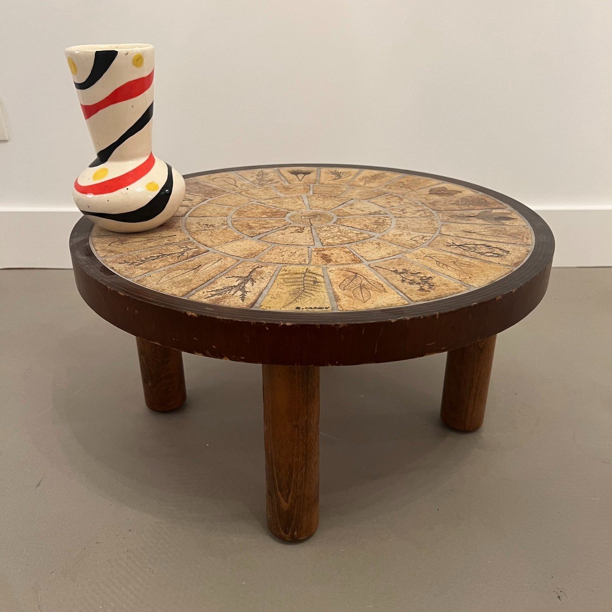 Guéridon , Mini Table Basse De Roger Capron .diam 52 Cm-photo-2