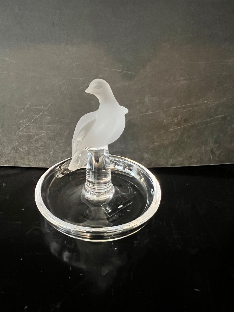 Lalique France , Baguier à La Colombe .-photo-3