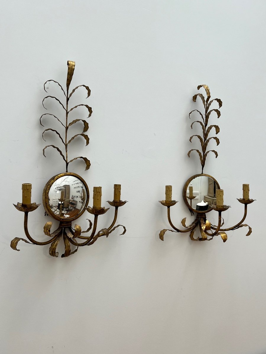 Pair Of Floral Sconces In Golden Iron And Mirror.-photo-3