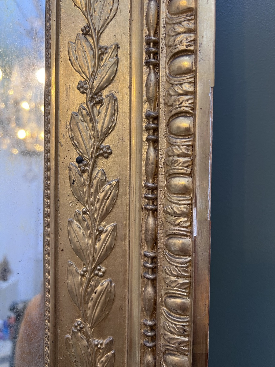 H 207. Antique Mirror.-photo-2