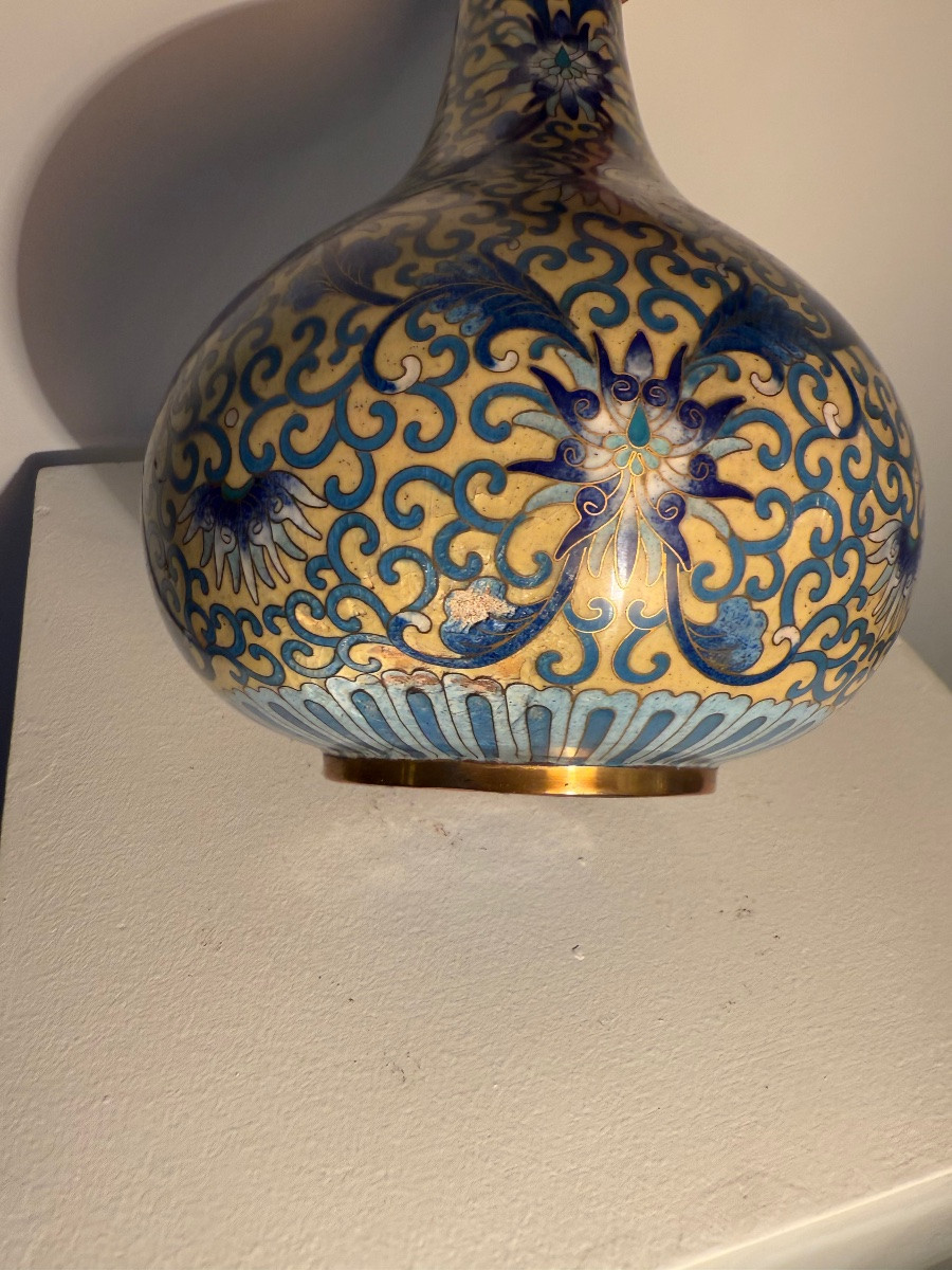 China, Cloisonné Enamel Vase.-photo-2