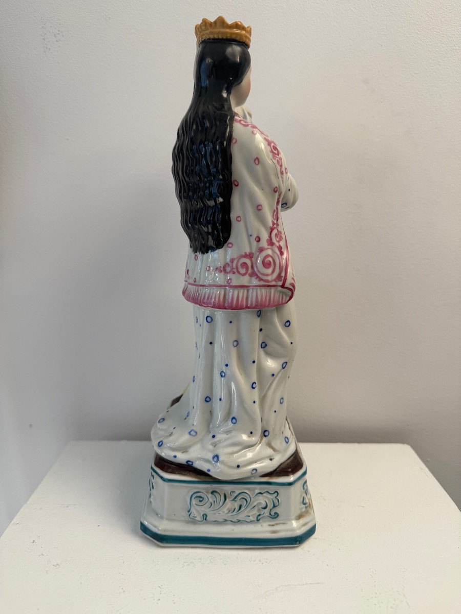Earthenware Virgin Mary After Childbirth. -photo-1