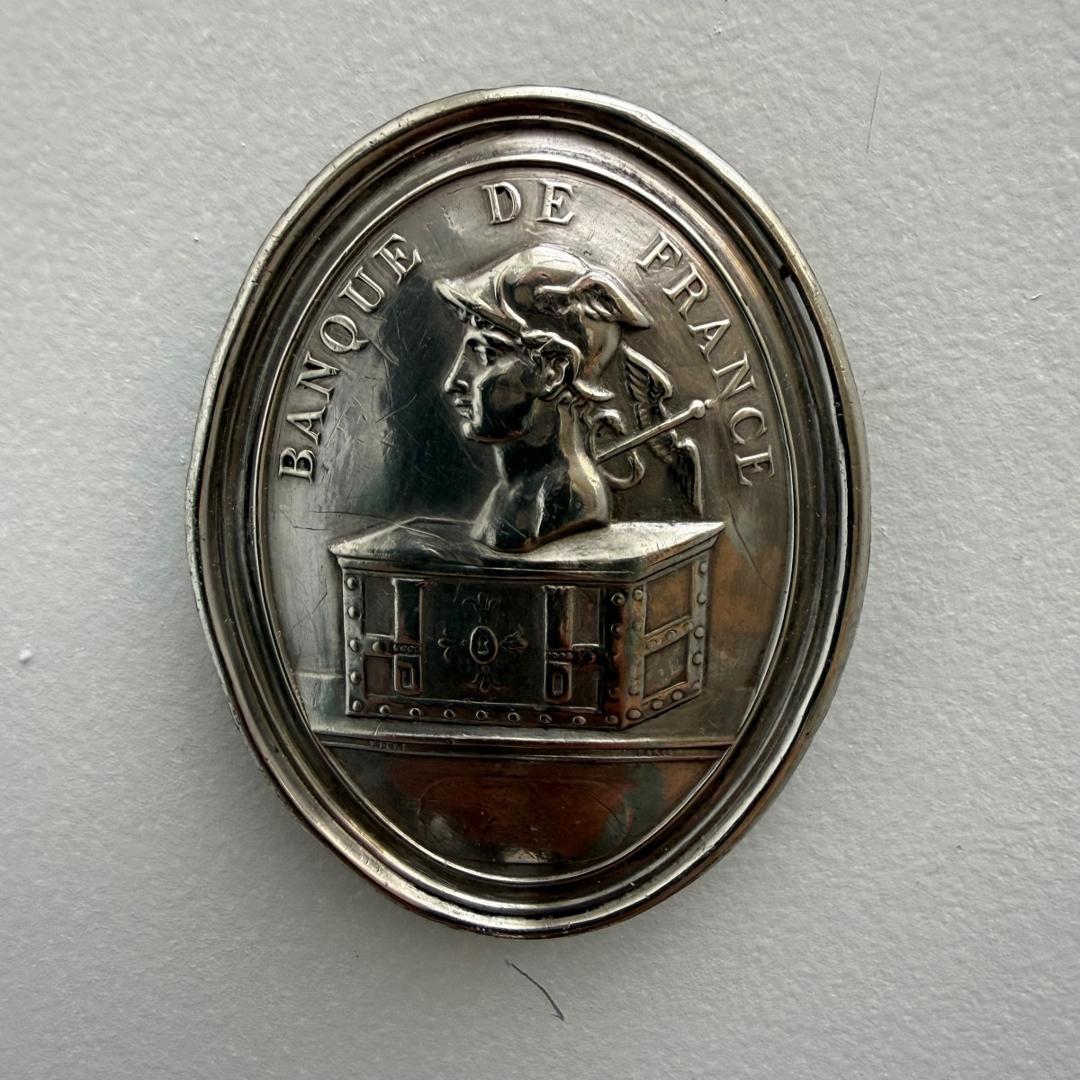 Banque de France , plaque de métier Argent embouti .