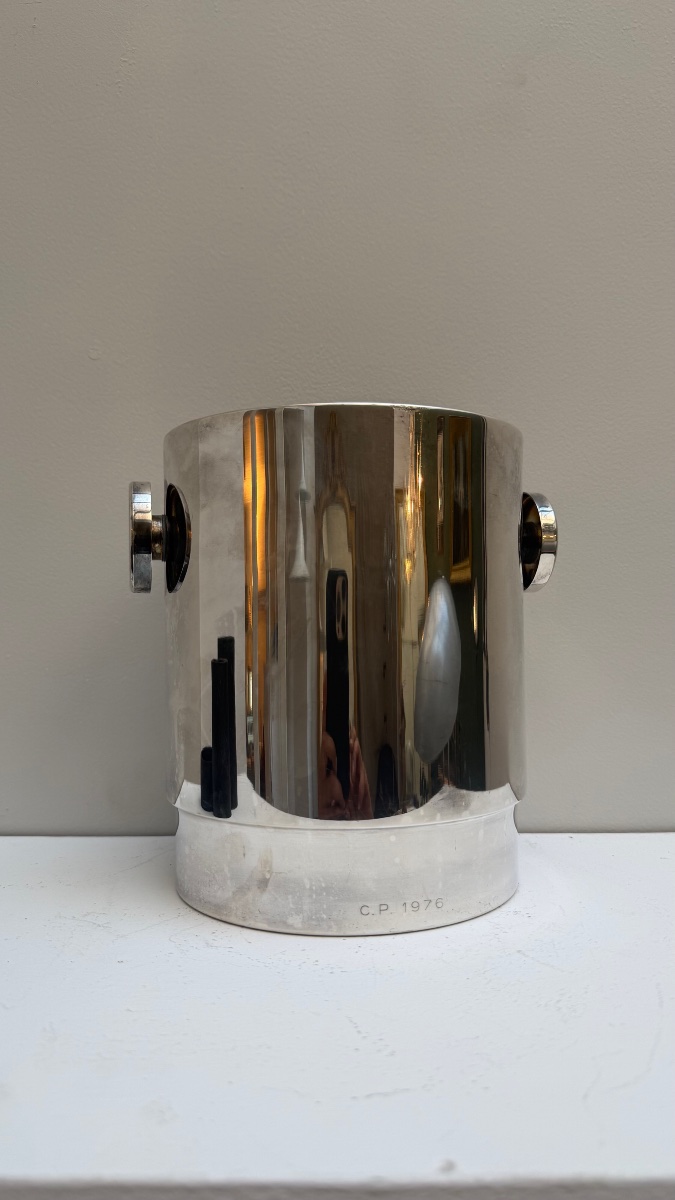 1970s-style Champagne Bucket. 
