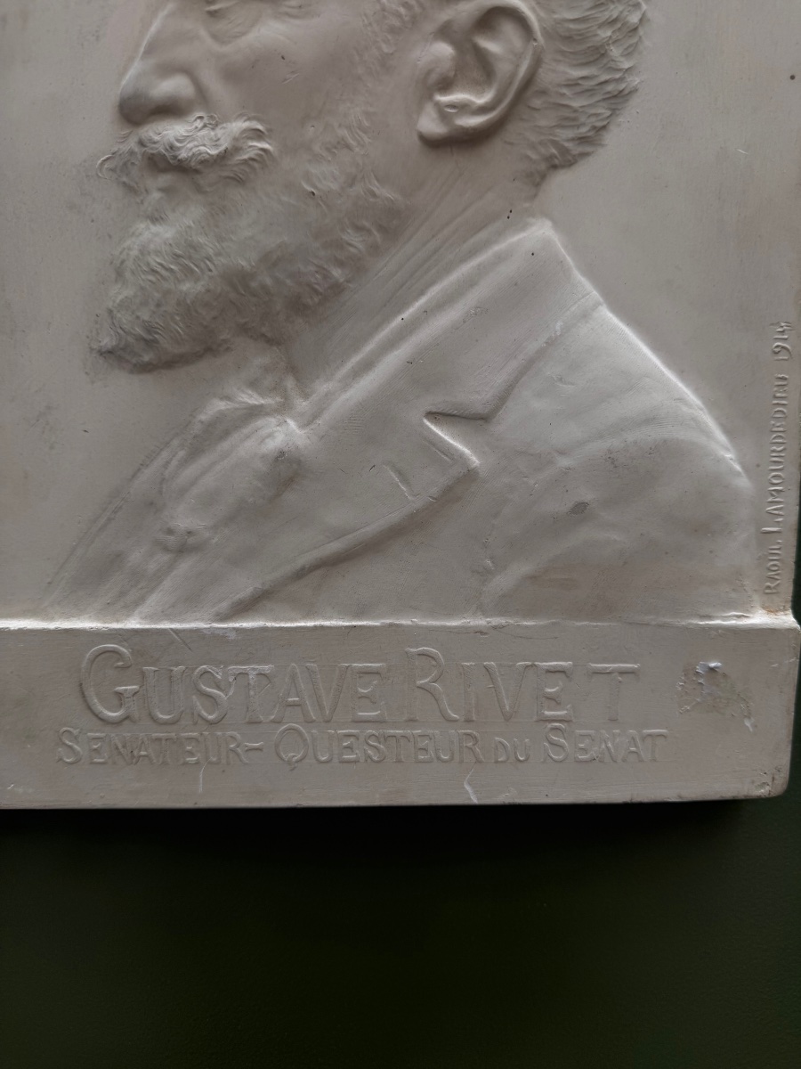 Raoul Lamourdedieu, Plaster Bas-relief, Gustave Rivet.-photo-3