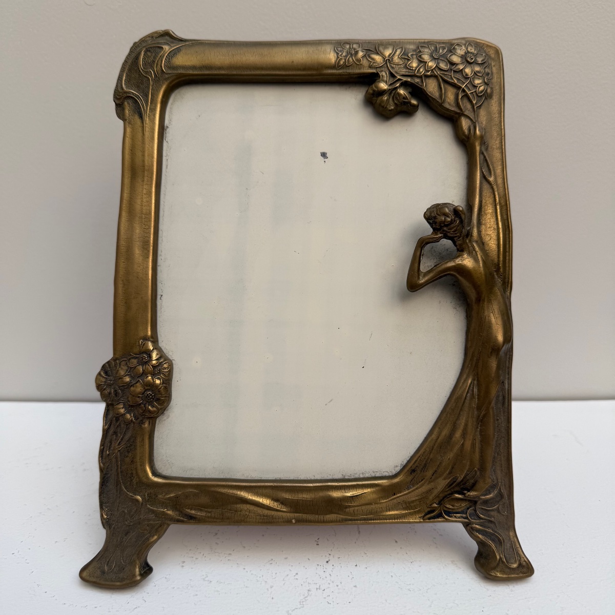 Art Nouveau Photo Frame.