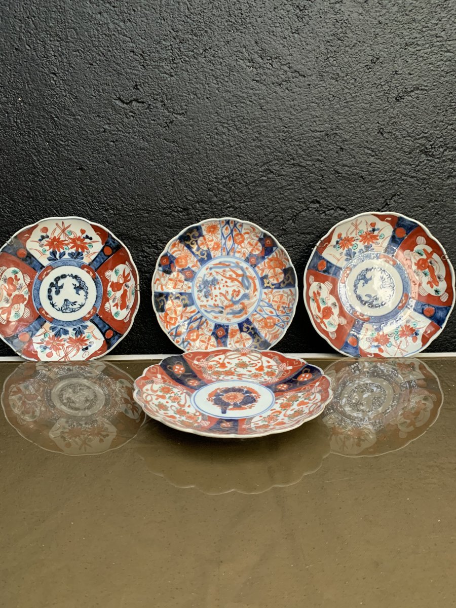 Japan, Suite Of 4 Imari Porcelain Plates-photo-2