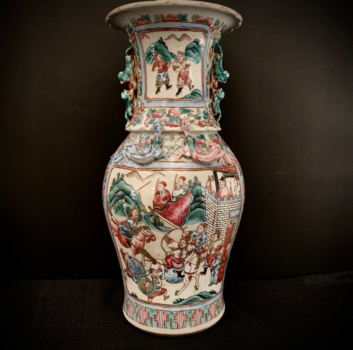 Chine , Famille Rose Vase XIX Eme Siècle.