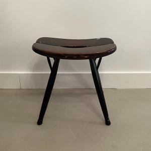 Iimari Tapiovaara Scandinavian Design Stool.