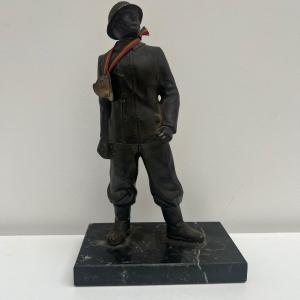 Statue De Pompier . 