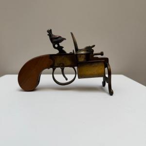 Dunhill, Table Lighter, Militaria Pistol.