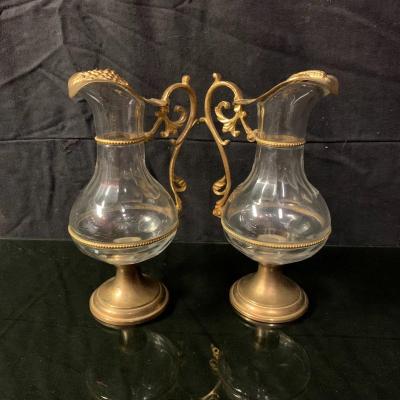 Paire De Burettes liturgique Bronze Et Cristal , Eau et vin  