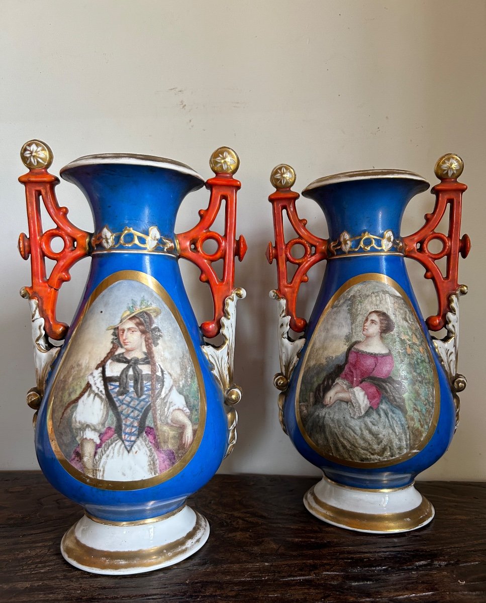 Paire De Vases Porcelaine Neo Classique 