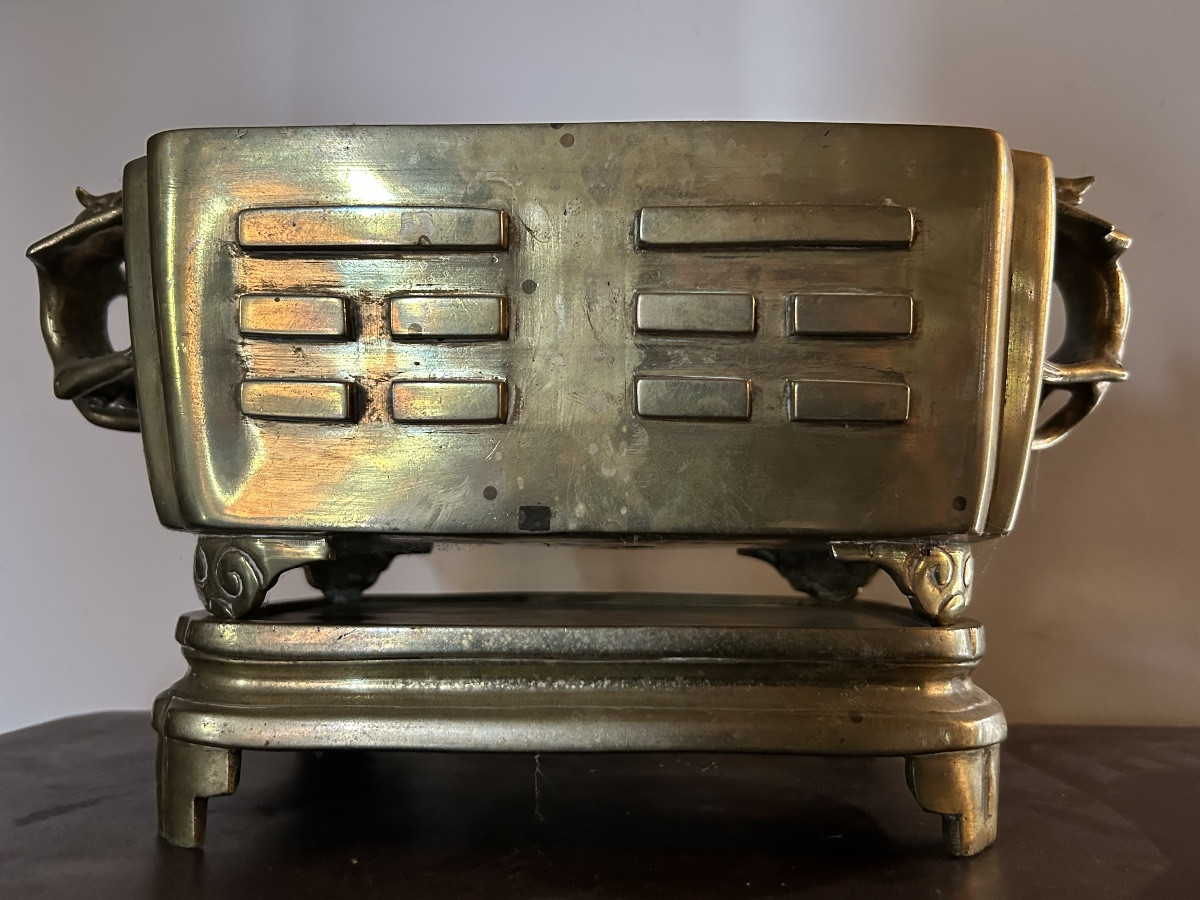 Indochine brûle parfum en bronze doré 