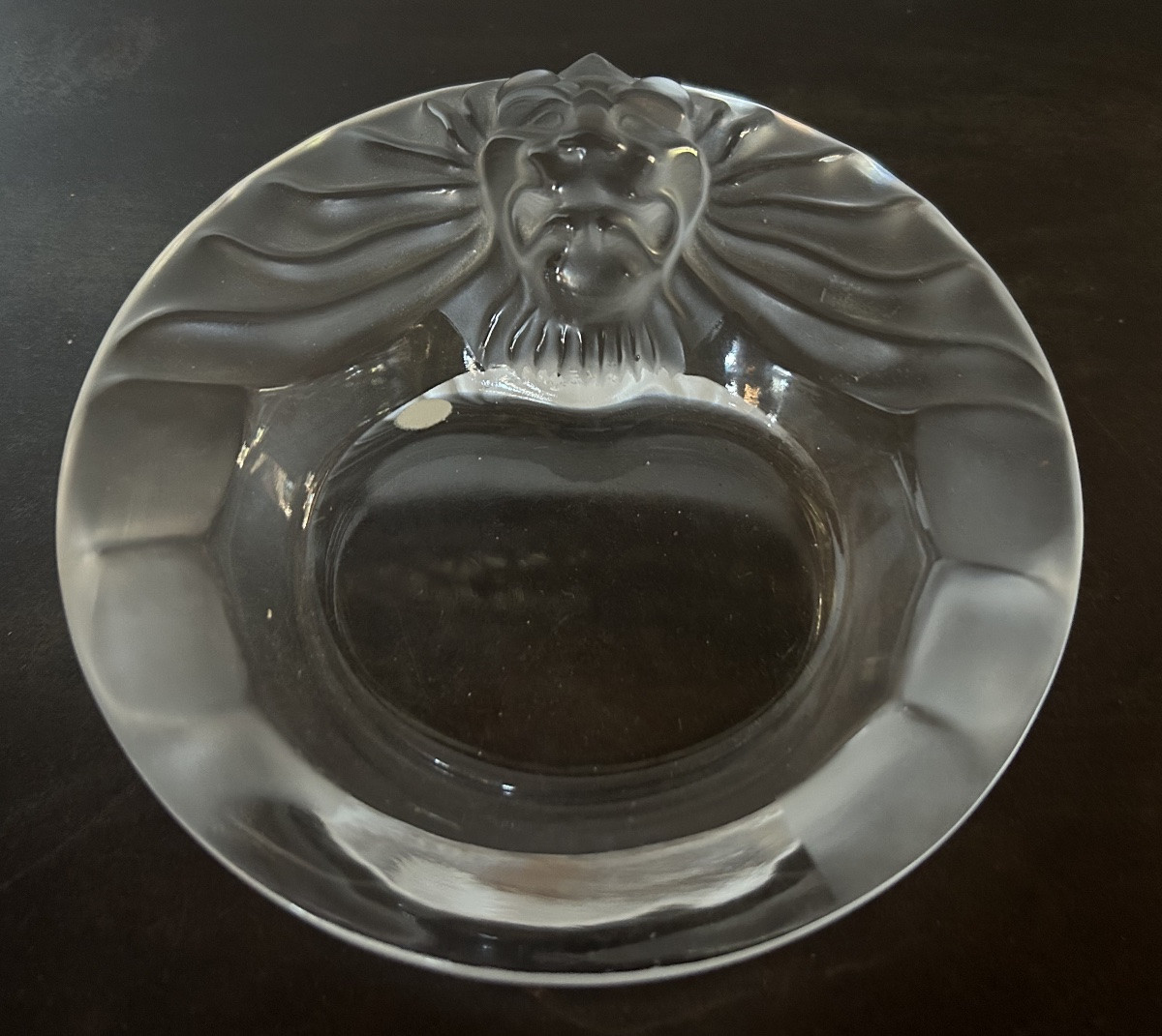 Lalique Lion Ashtray-photo-1