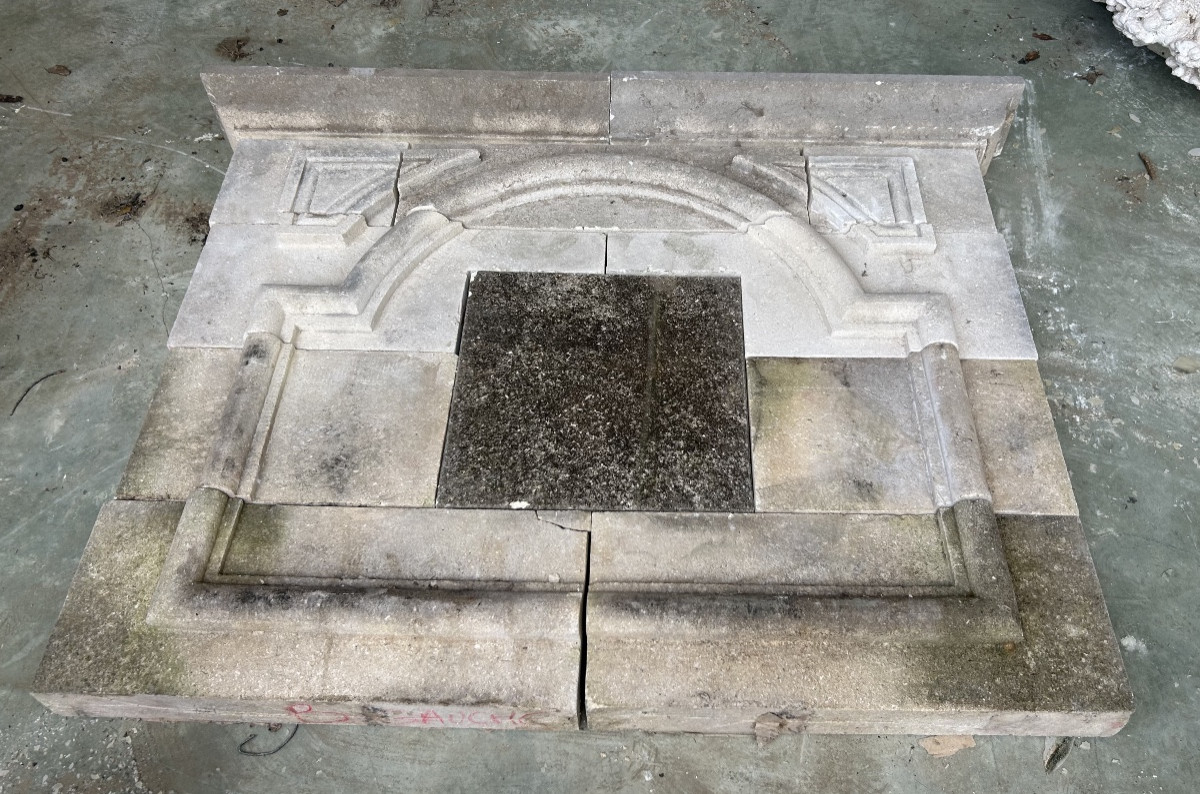 Fontaine en pierre -photo-2