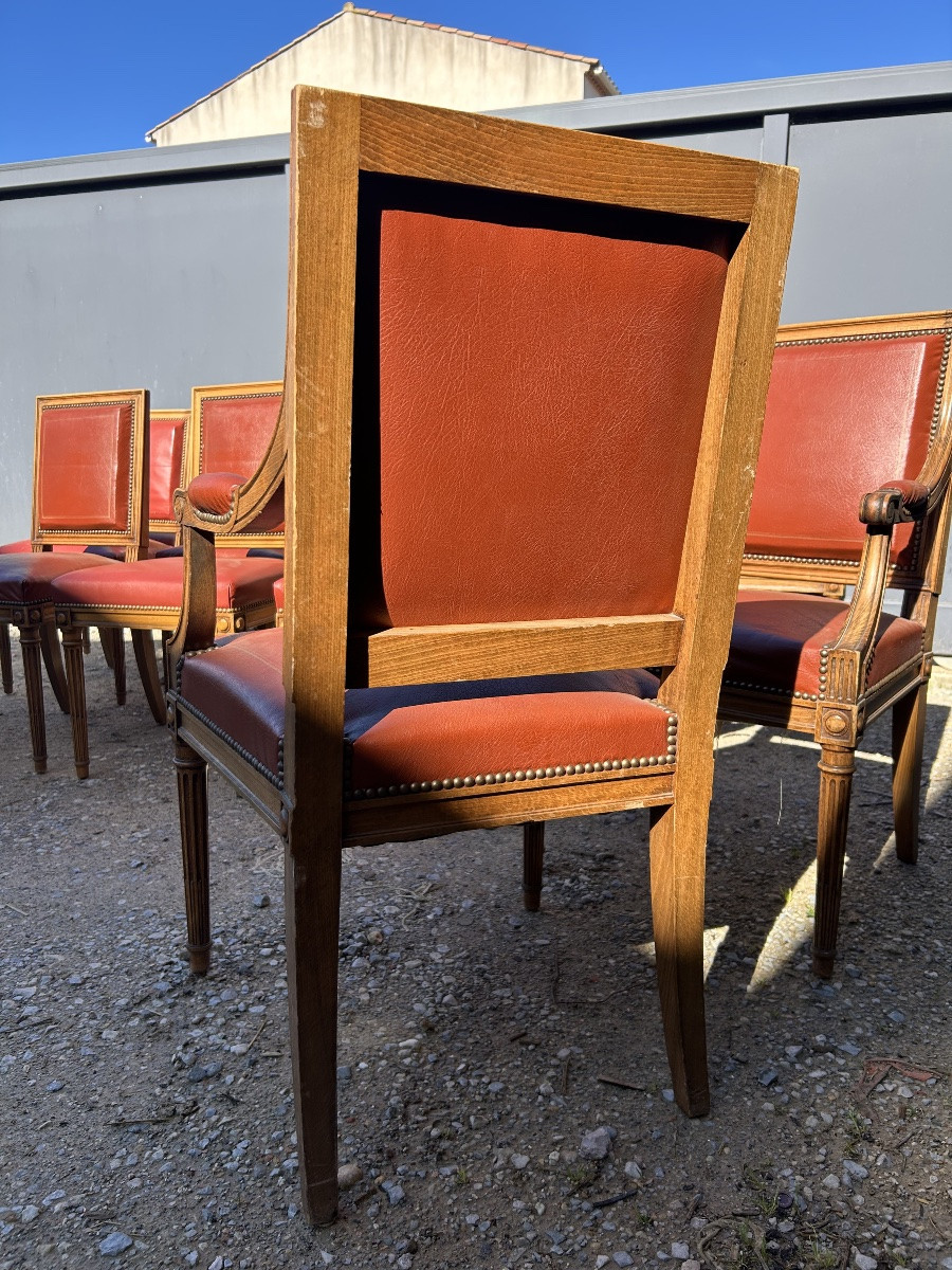 Maison Soubrier Suite de 12 chaises cuir Louis XVI-photo-1
