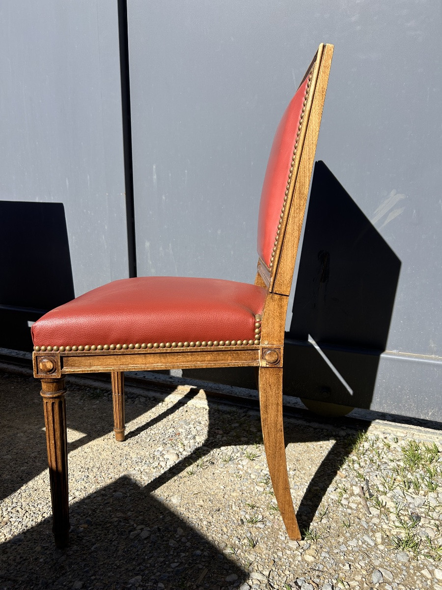 Maison Soubrier Suite de 12 chaises cuir Louis XVI-photo-2