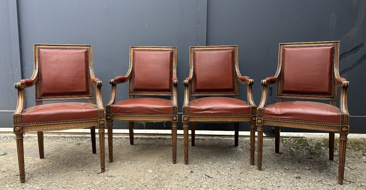 Suite de 4 fauteuils Louis XVI cuir-photo-1
