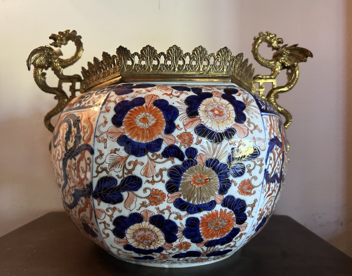 Imari Basin 19th Century Bronze Mounting