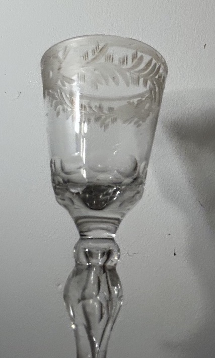 Verre soufflé 18eme gravé-photo-1