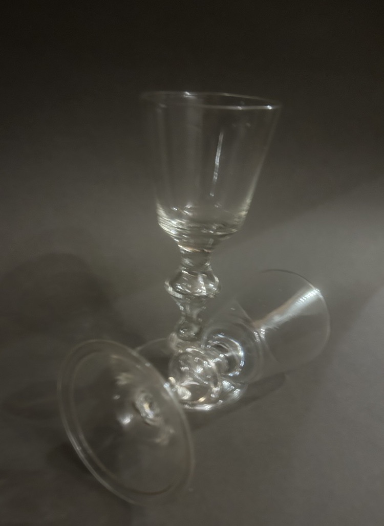 Paire de verres soufflés bourguignon 18eme-photo-2