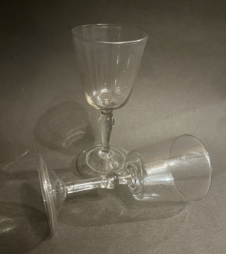 Paire de verres soufflés 18eme-photo-1