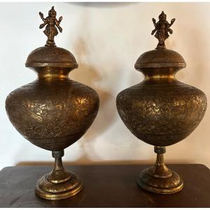 Paire De pots Laiton Inde Lakshmi