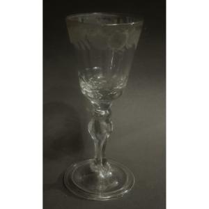 Verre soufflé 18eme gravé