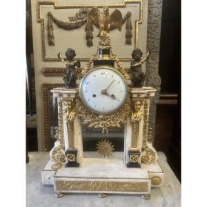 Pendule portique Louis XVI 18eme